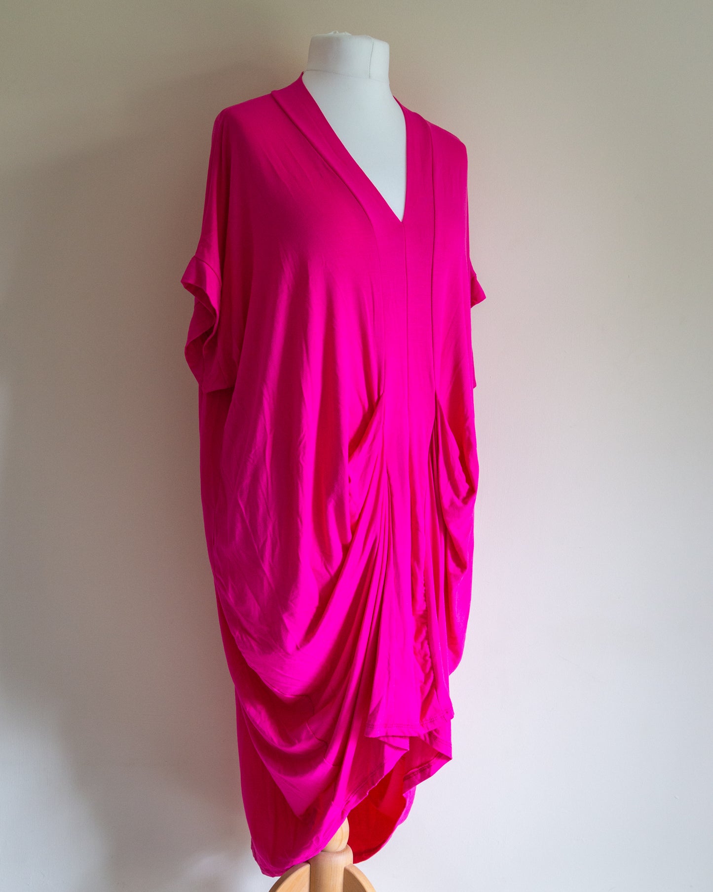 Jersey drape dress in fuschia