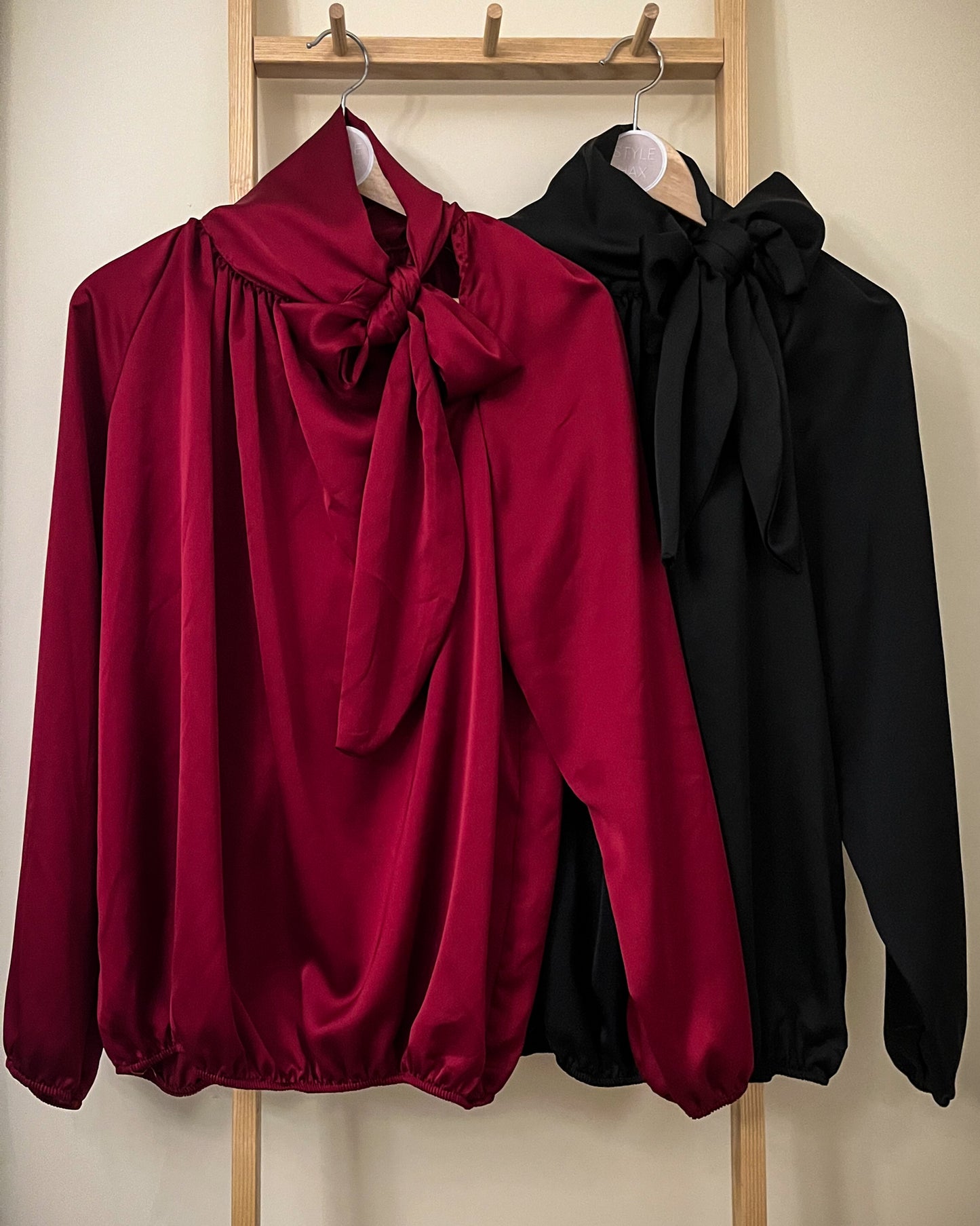 Satin pussy bow blouse in black