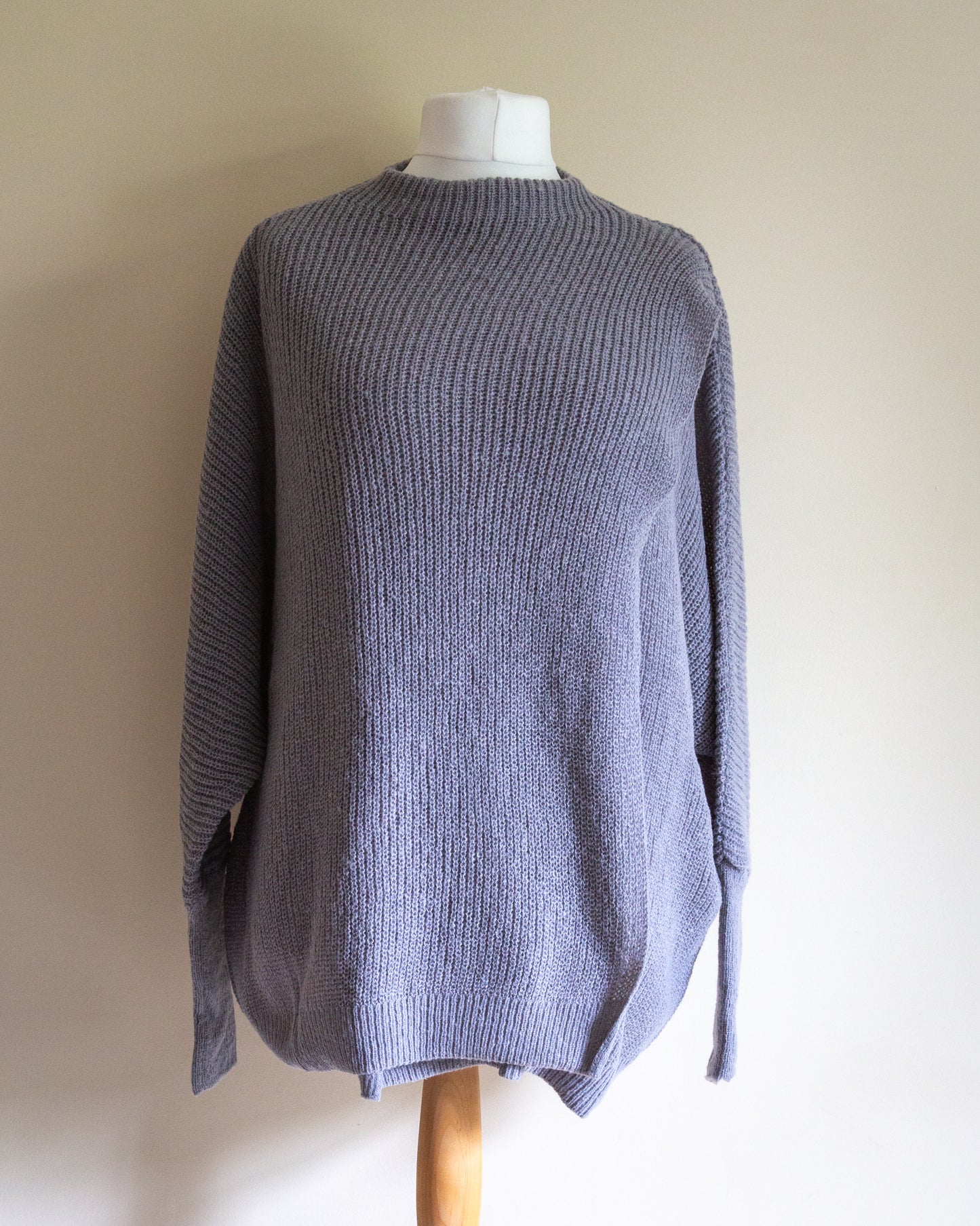 Fi funnel neck knitted split front top in grey