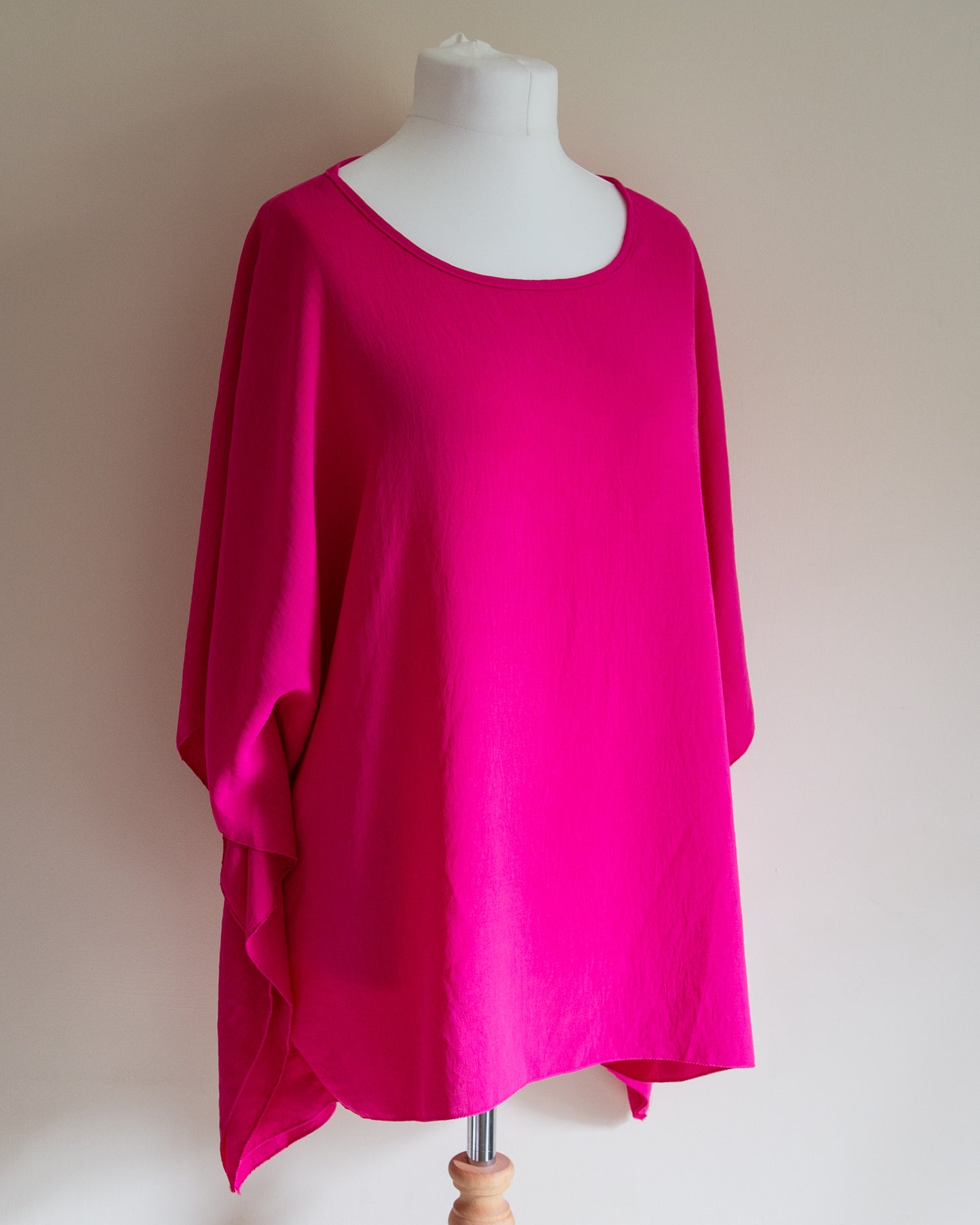 Batwing sleeve top in pink