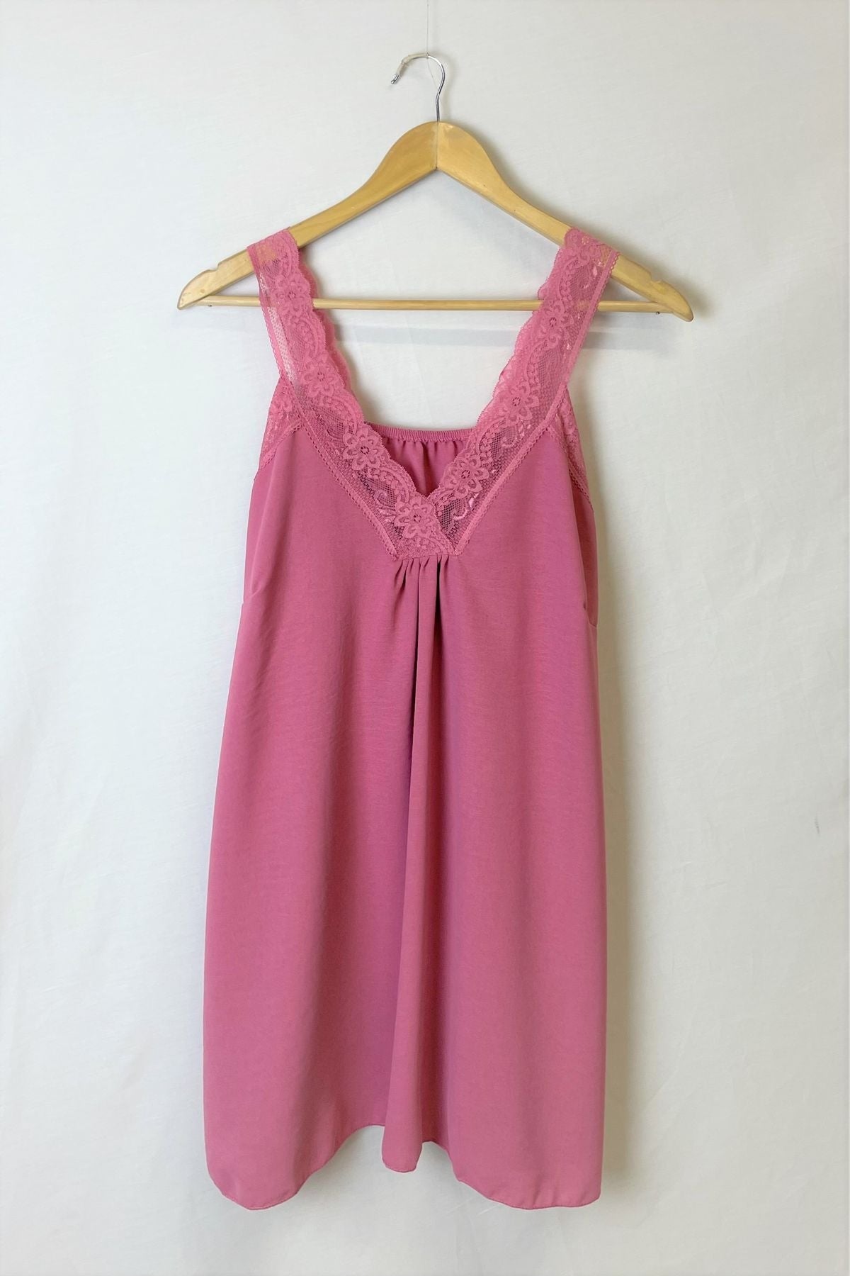 Longline v-neck cami in rose