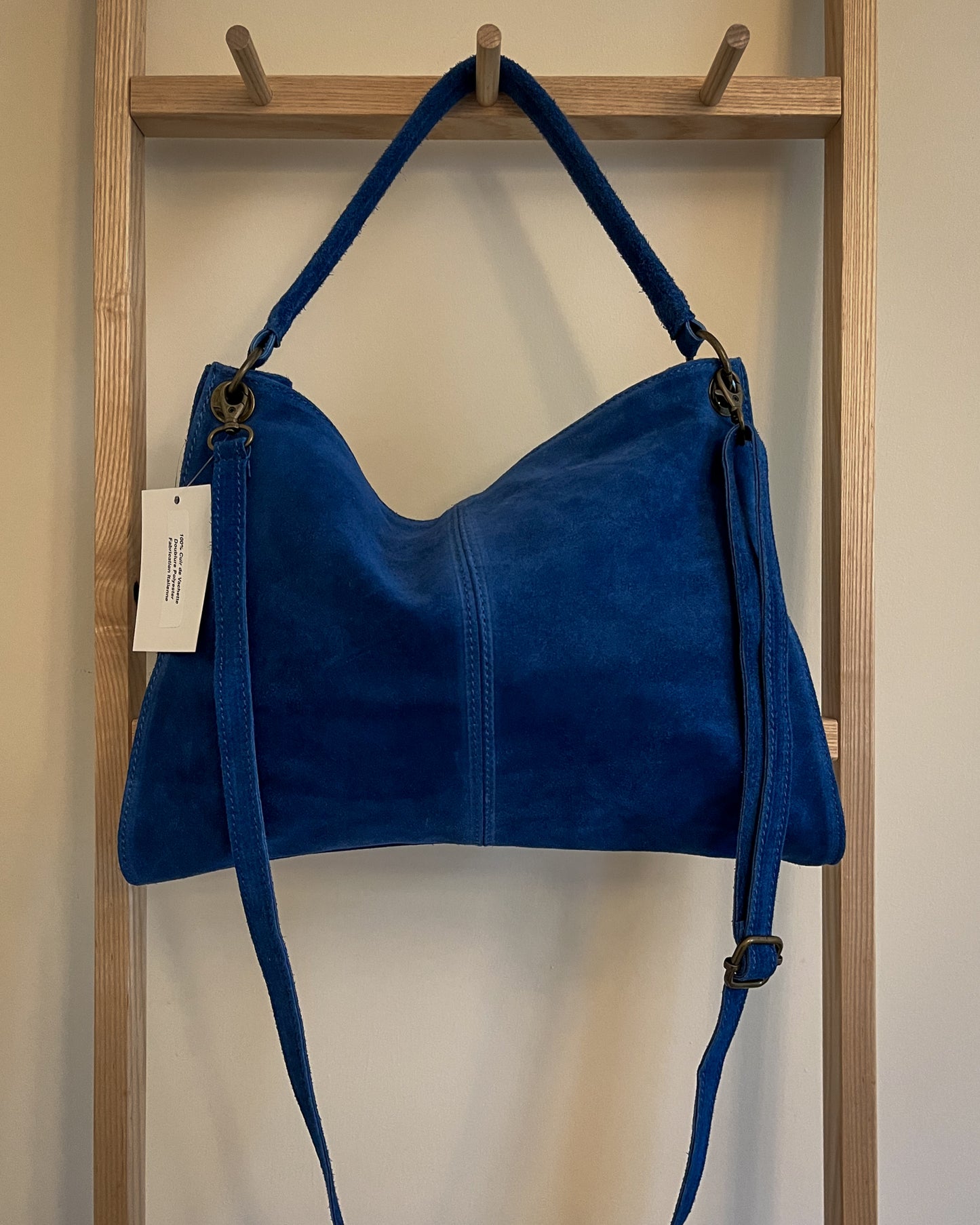 Nevada suede shoulder bag in blue