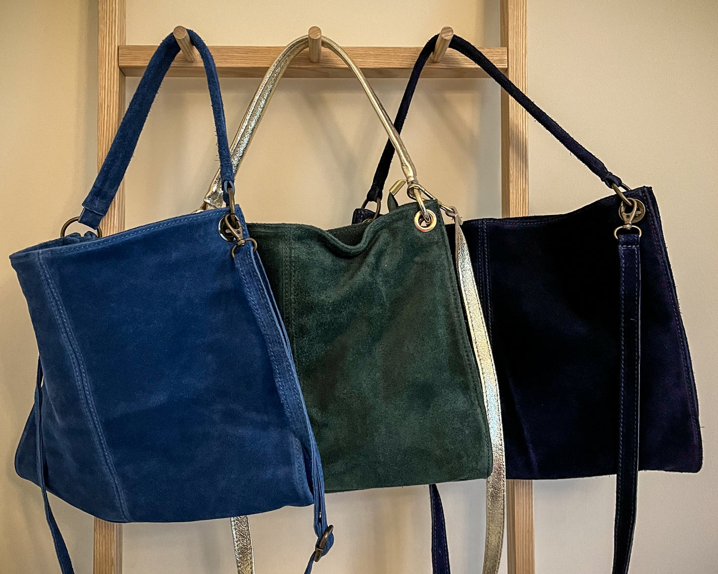 Nevada suede shoulder bag in blue