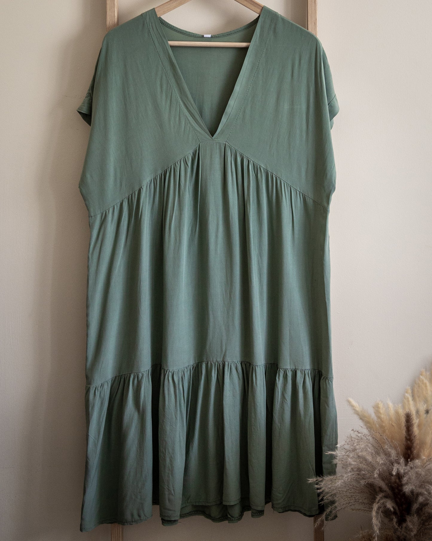 Leali dress in khaki