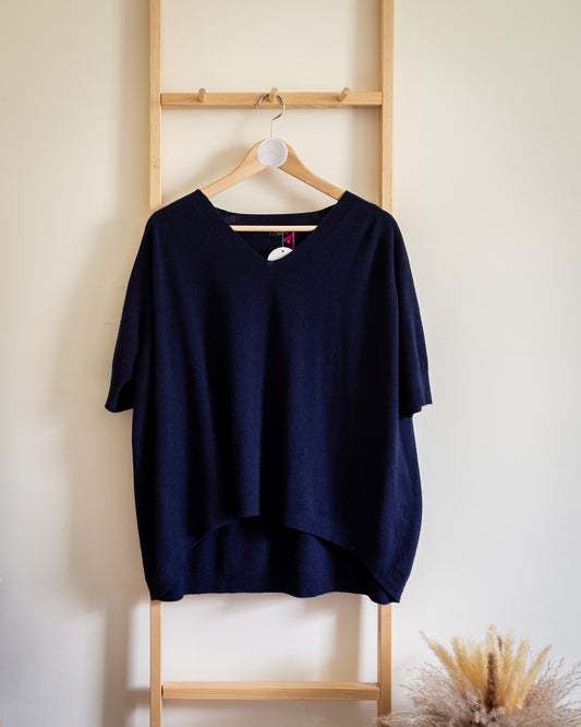 Hax Lux ultra soft v neck fine knit top in navy